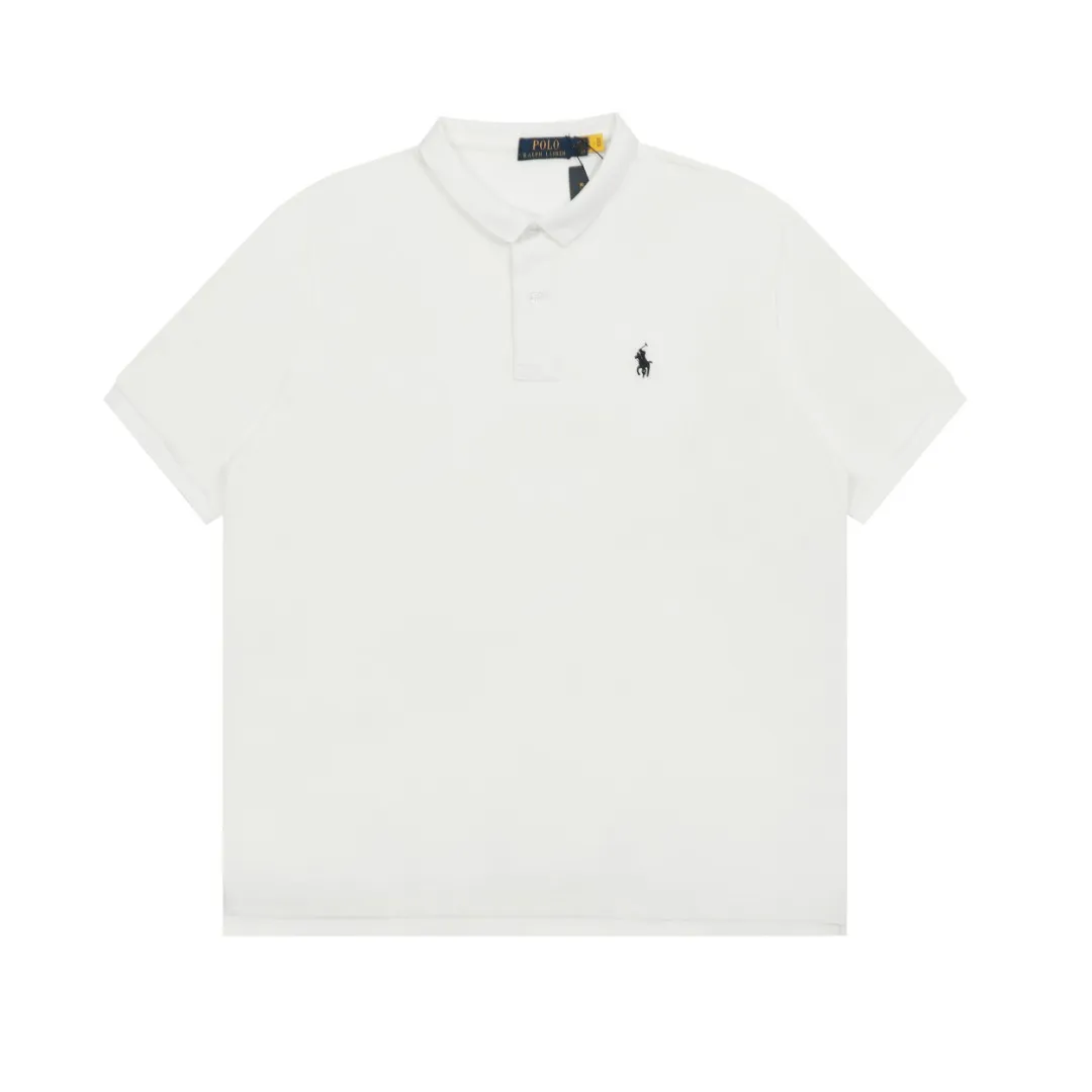 🅿️152 "Top quality" model DS001# (not off the shelves all year round) [Ralph Lauren classic pony embroidered lapel POLO short sleeves] ✅Ralph Lauren classic basic versatile POLO short sleeves ✅Main supplier platform live broadcast Wholesale entities will be replenished if out of stock, will not be removed from the shelves ✅ZP quality 1:1 version Scan the code to enter the GF website Z cabinet quality ✅Details and quality are the only one in Guangzhou Imported pique fabrics Focus on high-end Needless to say, cost-effective and good quality. ✅The version is restored to the original version. The maximum size can be worn up to 210 pounds. Loose, comfortable and stress-free. ✅Wear for work and life. Suitable for various occasions. A must-have for couples. Size: